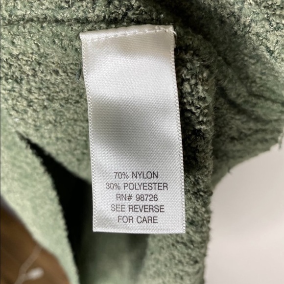 Olive sweater - Picture 6 of 6